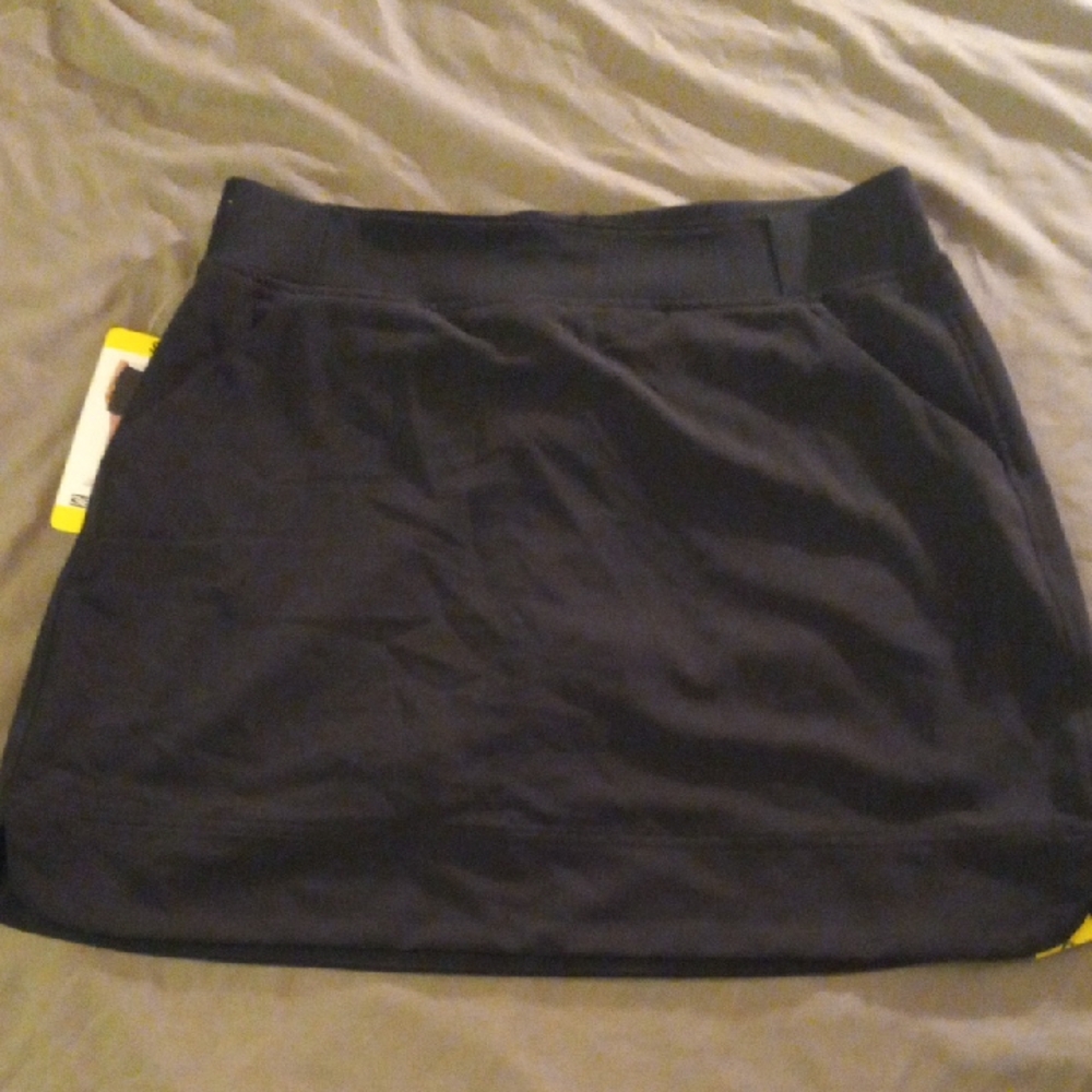 32 Degrees Women's Black Skort With Pockets